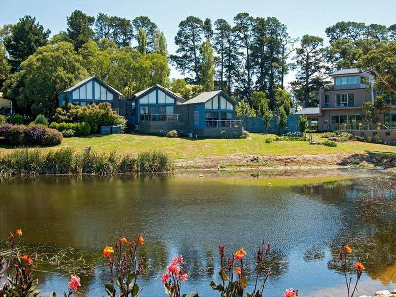 Estate Lodge *